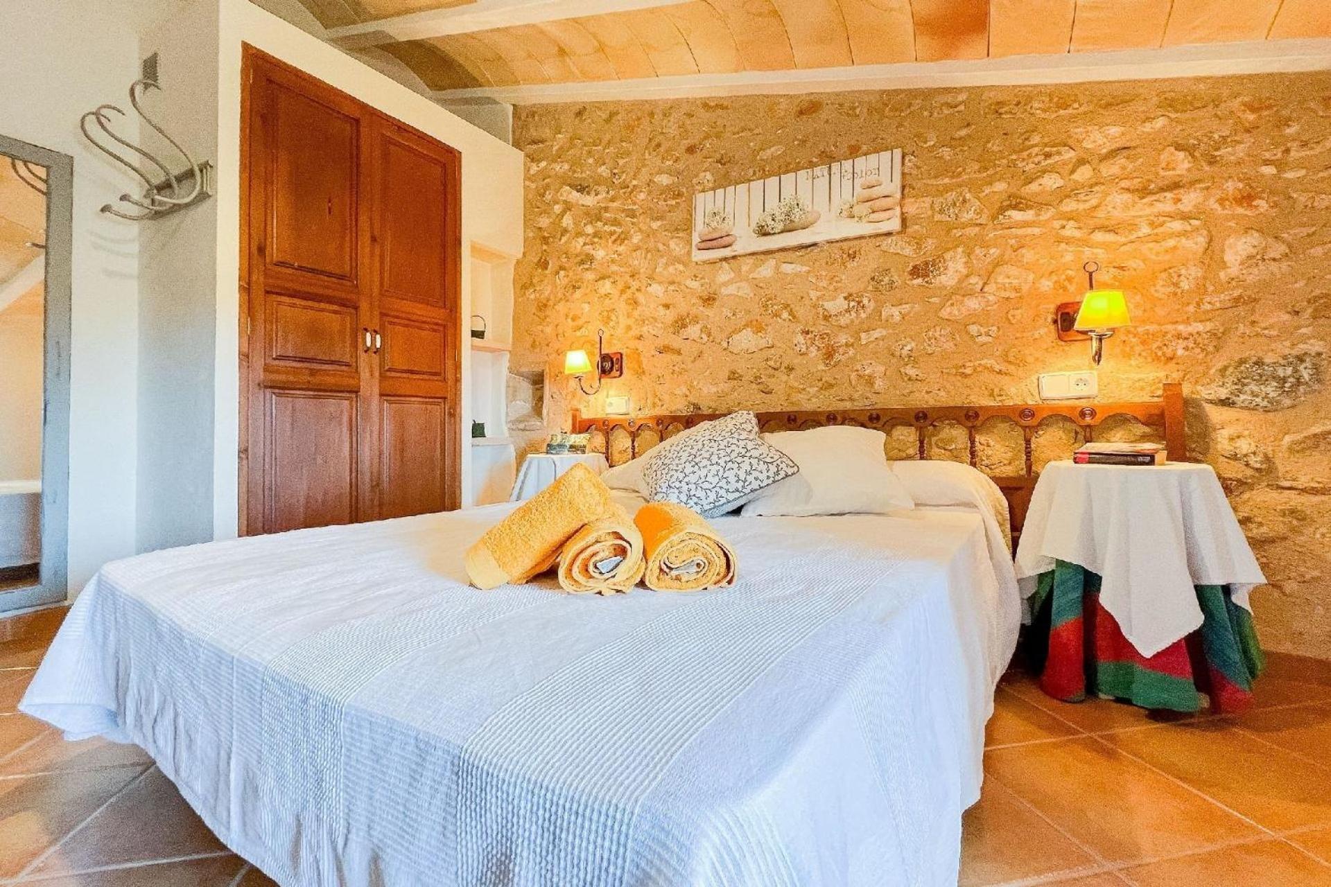 Ferienhaus Mit Privatpool Fuer 6 Personen Ca 100 M In S'horta, Balearen Mallorca S'Horta