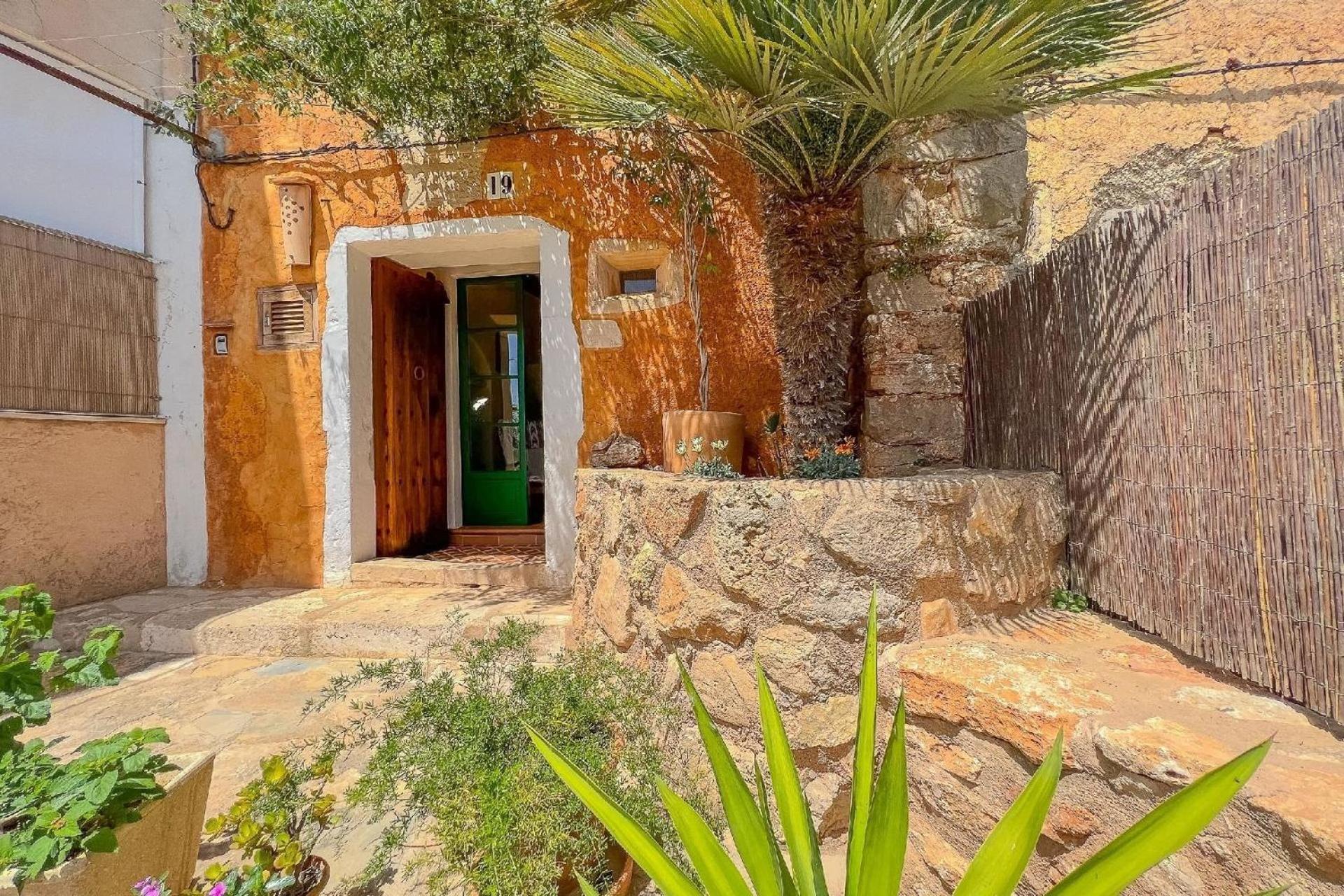 Mit Privatpool Fuer 6 Personen Ca 100 M In S'horta, Balearen Mallorca * S'Horta